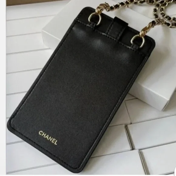Chanel Black Phone Case with removable Gold Chain GWP ✨Coco Crush ✨ - Picture 2 of 4